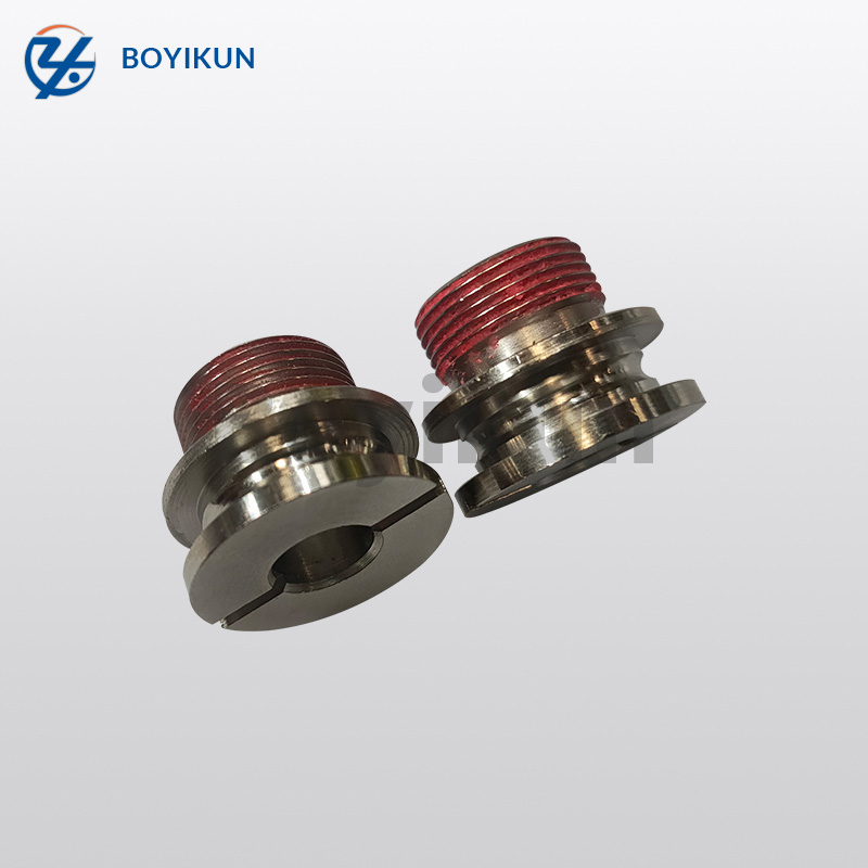 Slot screw